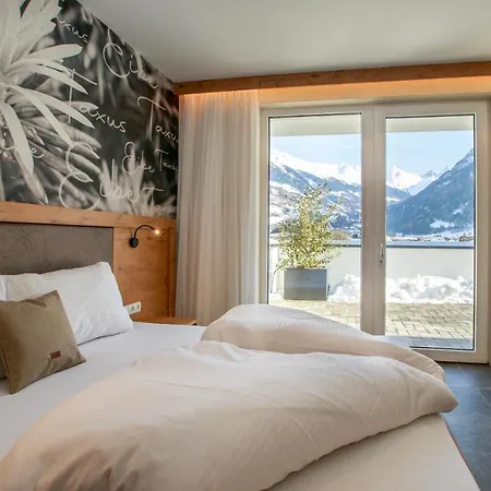Apartament Lutz *