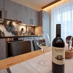 Apartment Apart Lutz *